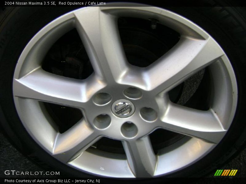 Red Opulence / Cafe Latte 2004 Nissan Maxima 3.5 SE