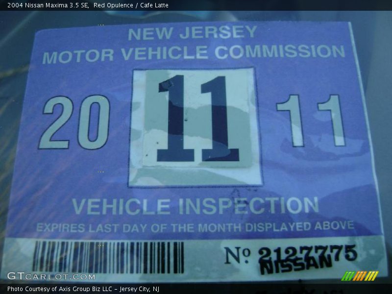 Red Opulence / Cafe Latte 2004 Nissan Maxima 3.5 SE