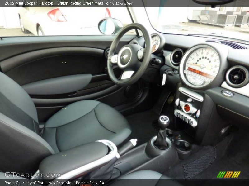 British Racing Green Metallic / Black/Grey 2009 Mini Cooper Hardtop