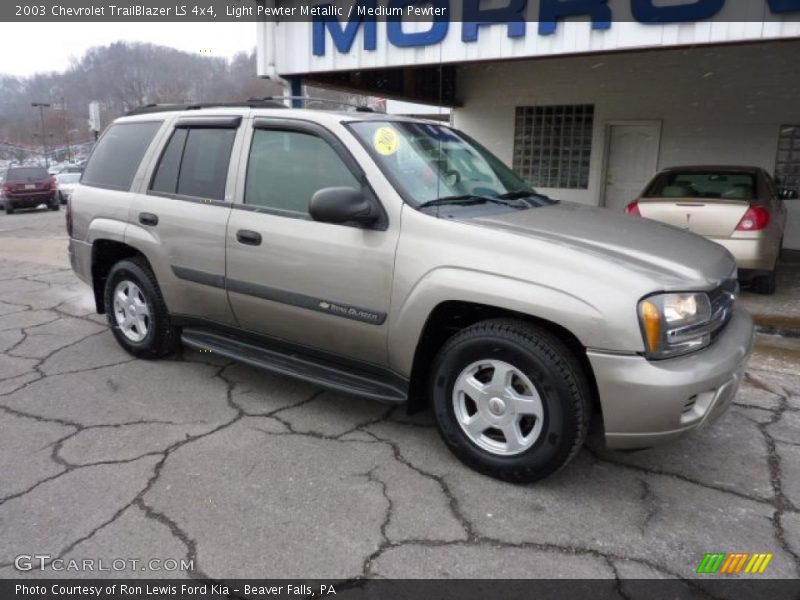 Light Pewter Metallic / Medium Pewter 2003 Chevrolet TrailBlazer LS 4x4