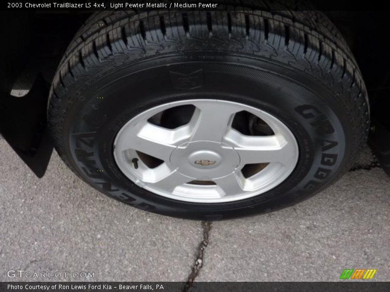 Light Pewter Metallic / Medium Pewter 2003 Chevrolet TrailBlazer LS 4x4