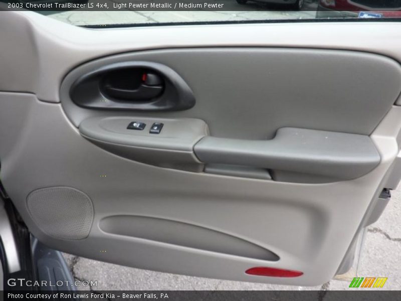 Light Pewter Metallic / Medium Pewter 2003 Chevrolet TrailBlazer LS 4x4