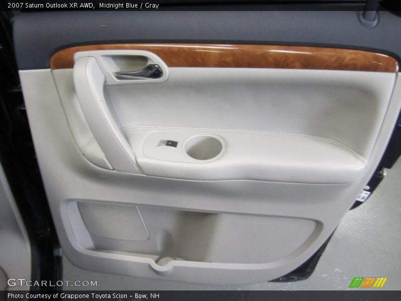 Door Panel of 2007 Outlook XR AWD