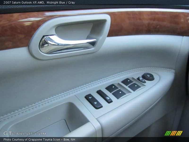 Controls of 2007 Outlook XR AWD