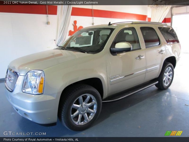 Gold Mist Metallic / Cocoa/Light Cashmere 2011 GMC Yukon Denali