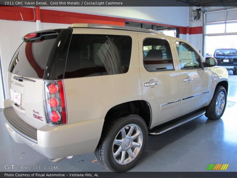 Gold Mist Metallic / Cocoa/Light Cashmere 2011 GMC Yukon Denali