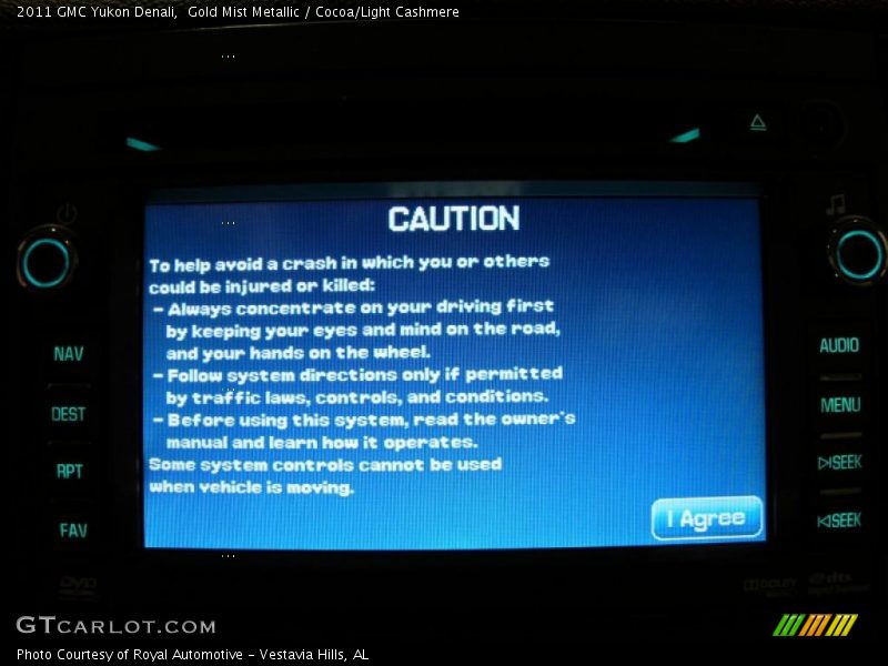 Gold Mist Metallic / Cocoa/Light Cashmere 2011 GMC Yukon Denali