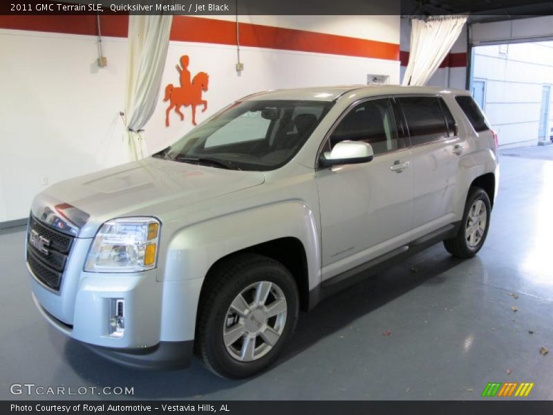 Quicksilver Metallic / Jet Black 2011 GMC Terrain SLE