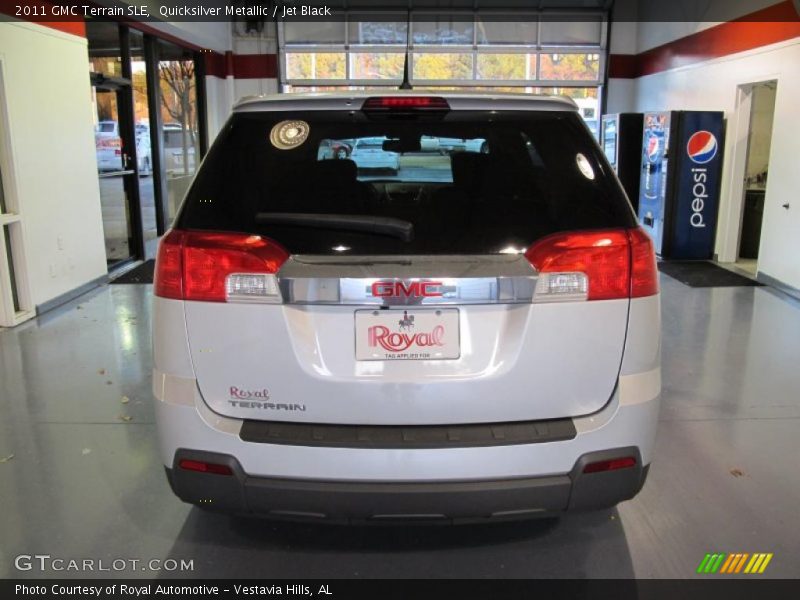 Quicksilver Metallic / Jet Black 2011 GMC Terrain SLE