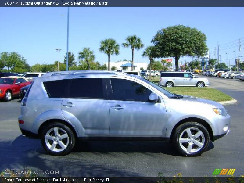 Cool Silver Metallic / Black 2007 Mitsubishi Outlander XLS