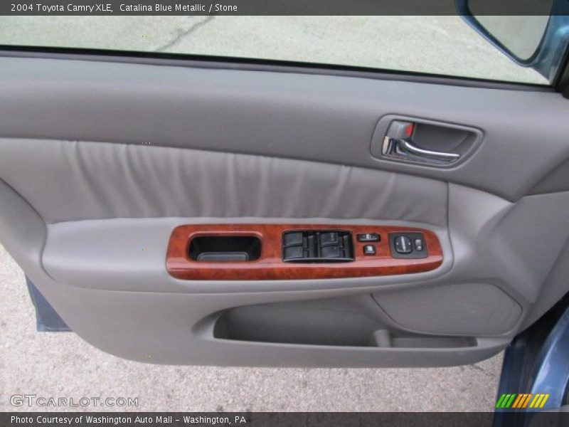 Catalina Blue Metallic / Stone 2004 Toyota Camry XLE