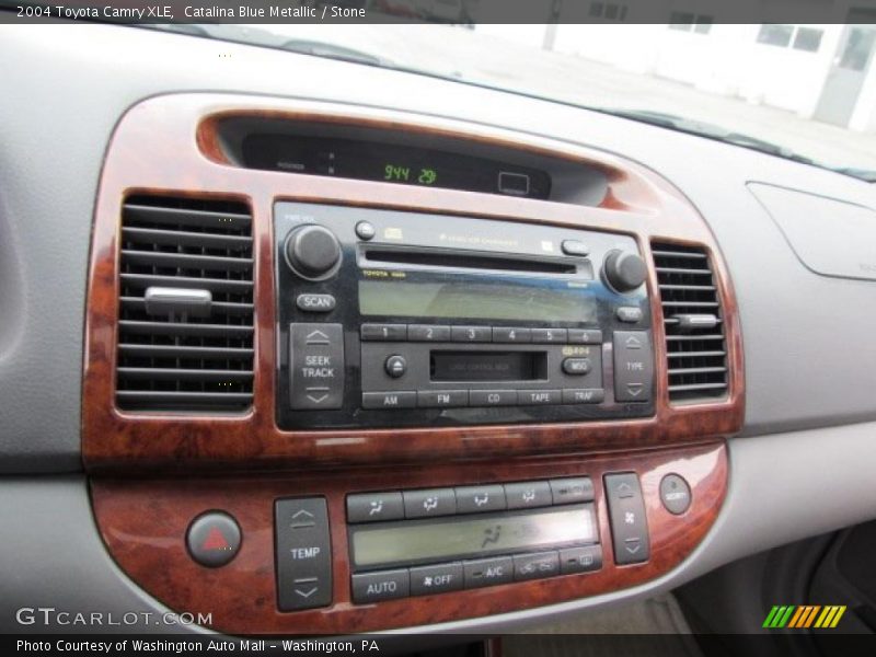 Catalina Blue Metallic / Stone 2004 Toyota Camry XLE