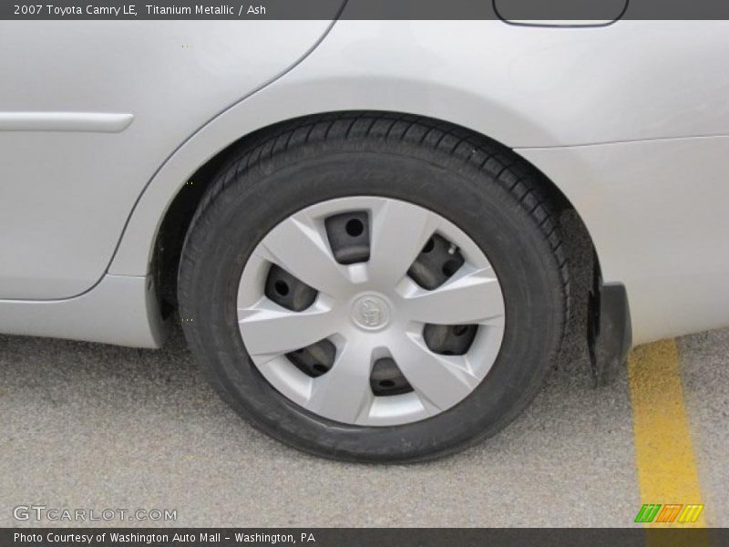 Titanium Metallic / Ash 2007 Toyota Camry LE