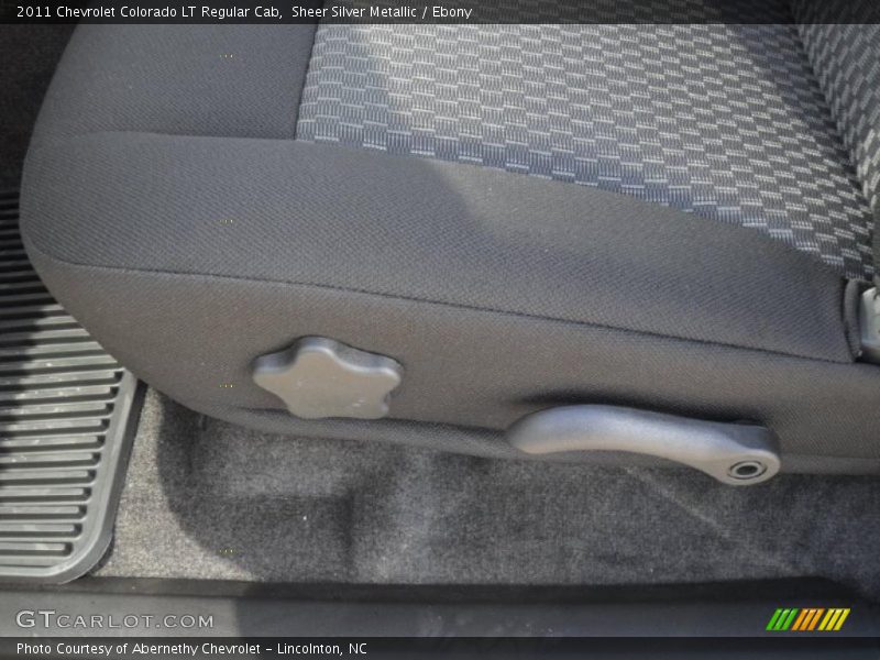 Sheer Silver Metallic / Ebony 2011 Chevrolet Colorado LT Regular Cab