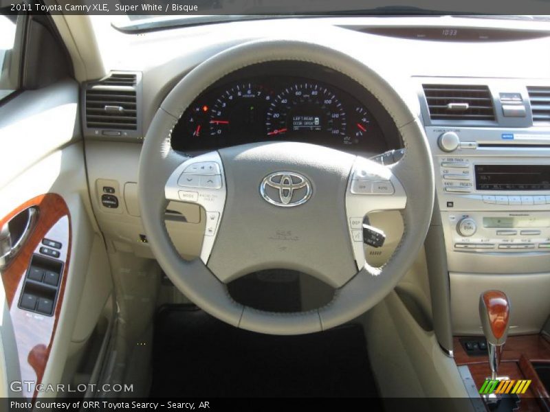 Super White / Bisque 2011 Toyota Camry XLE