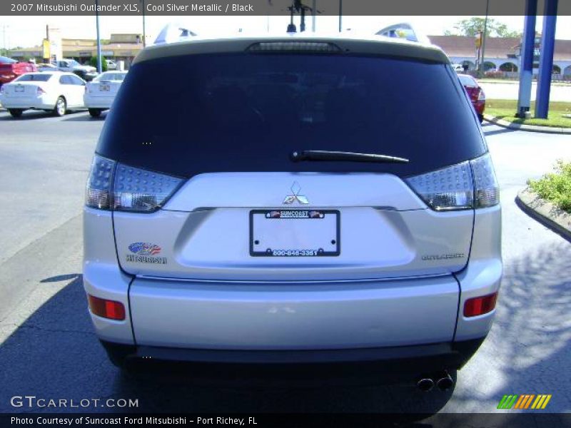 Cool Silver Metallic / Black 2007 Mitsubishi Outlander XLS