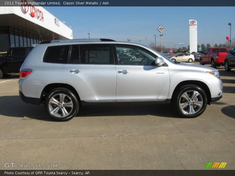 Classic Silver Metallic / Ash 2011 Toyota Highlander Limited