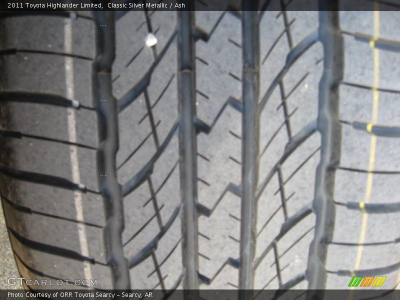 Classic Silver Metallic / Ash 2011 Toyota Highlander Limited