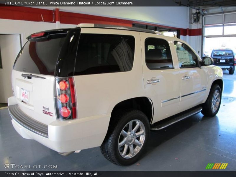 White Diamond Tintcoat / Cocoa/Light Cashmere 2011 GMC Yukon Denali