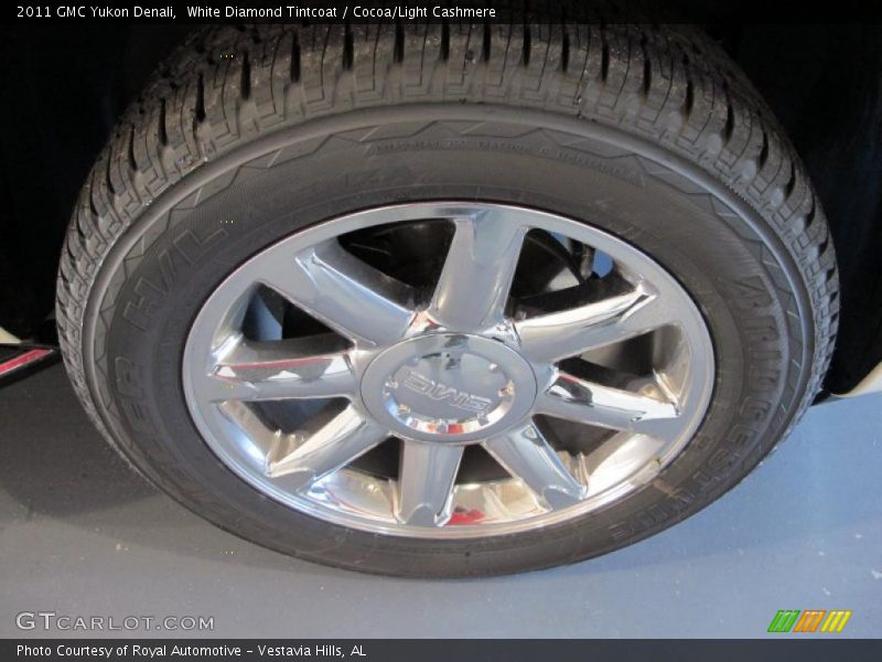 White Diamond Tintcoat / Cocoa/Light Cashmere 2011 GMC Yukon Denali