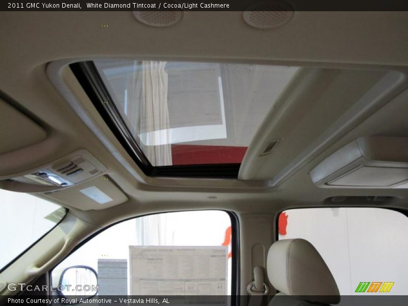 White Diamond Tintcoat / Cocoa/Light Cashmere 2011 GMC Yukon Denali