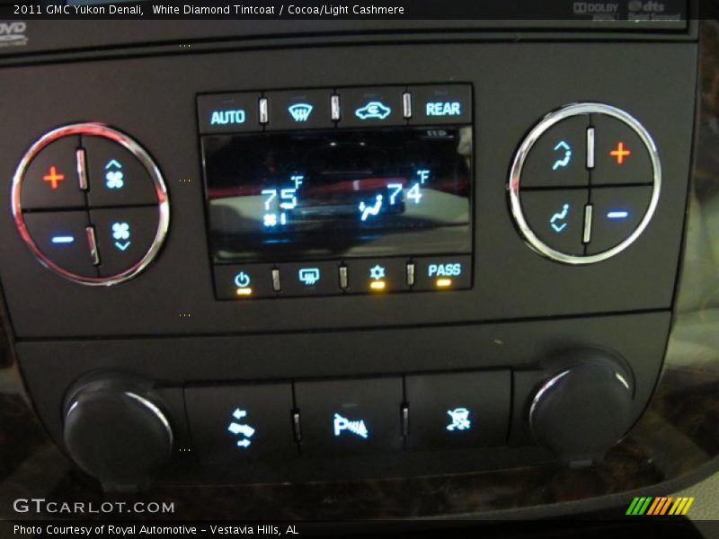 White Diamond Tintcoat / Cocoa/Light Cashmere 2011 GMC Yukon Denali