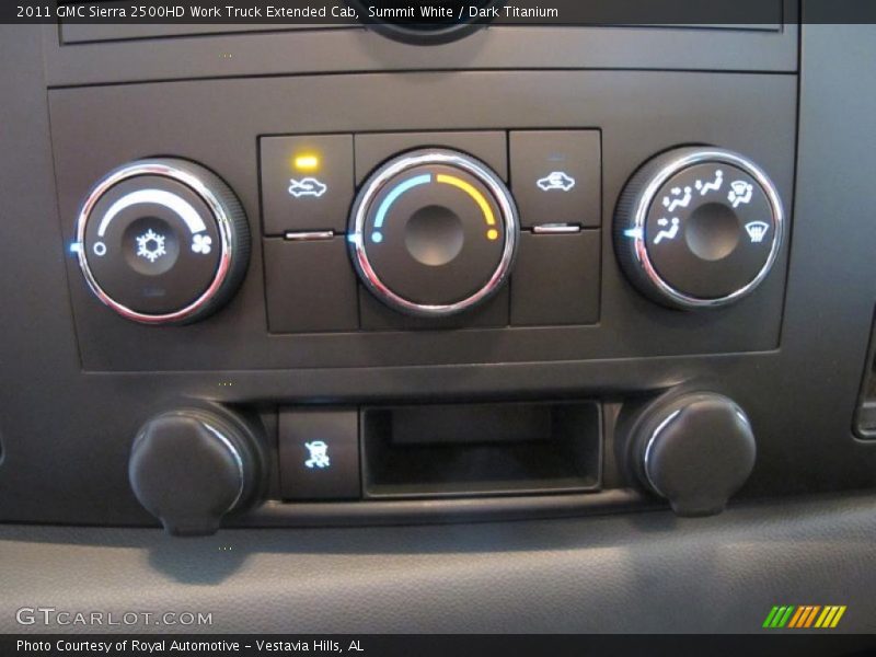 Controls of 2011 Sierra 2500HD Work Truck Extended Cab
