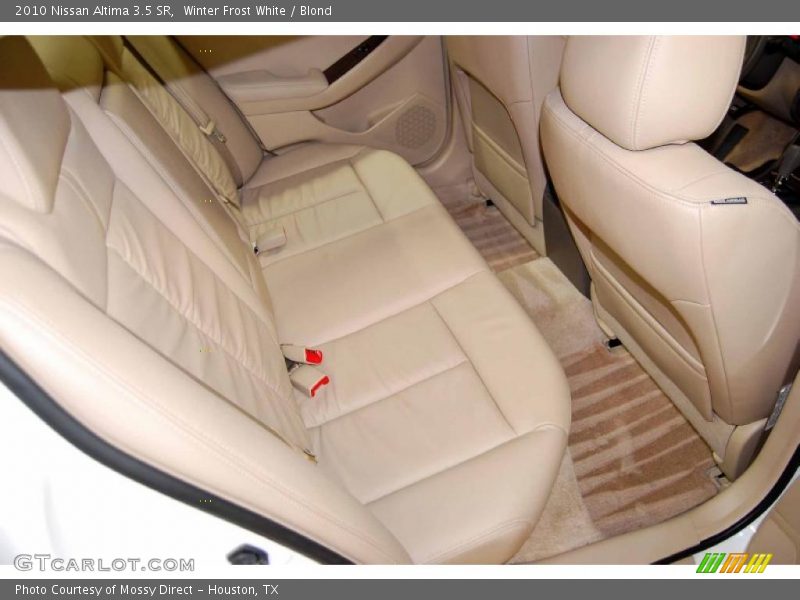 Winter Frost White / Blond 2010 Nissan Altima 3.5 SR