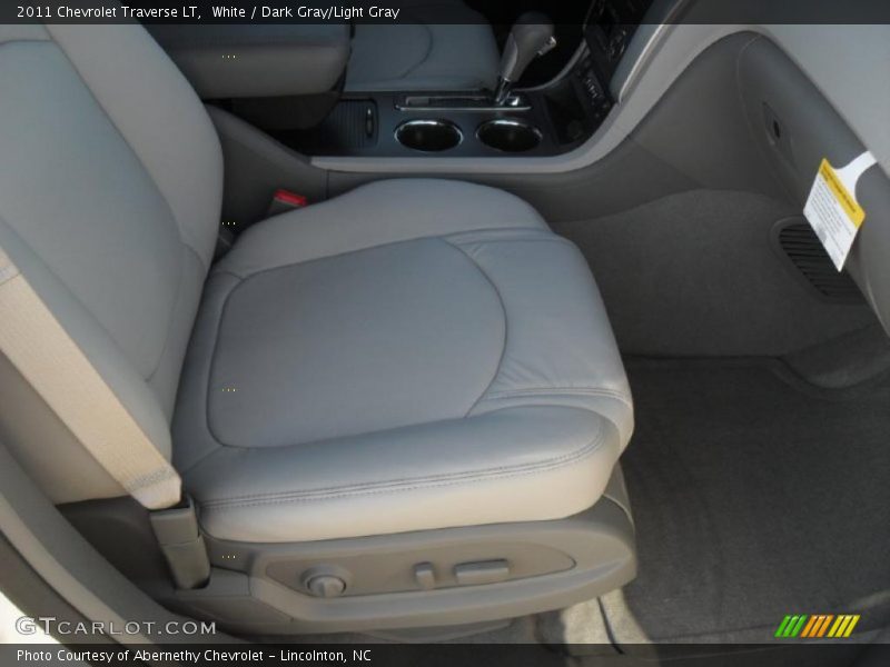 White / Dark Gray/Light Gray 2011 Chevrolet Traverse LT