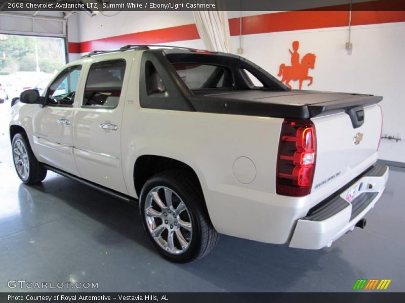 Summit White / Ebony/Light Cashmere 2008 Chevrolet Avalanche LTZ