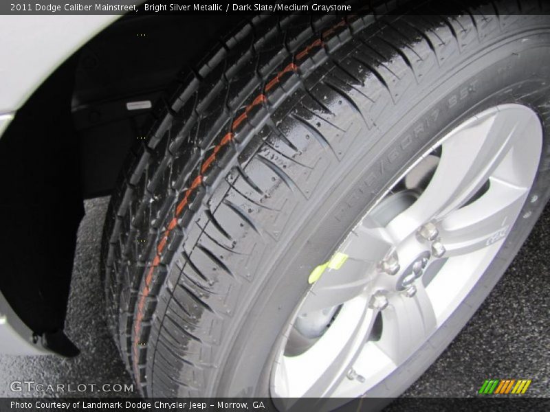 Bright Silver Metallic / Dark Slate/Medium Graystone 2011 Dodge Caliber Mainstreet