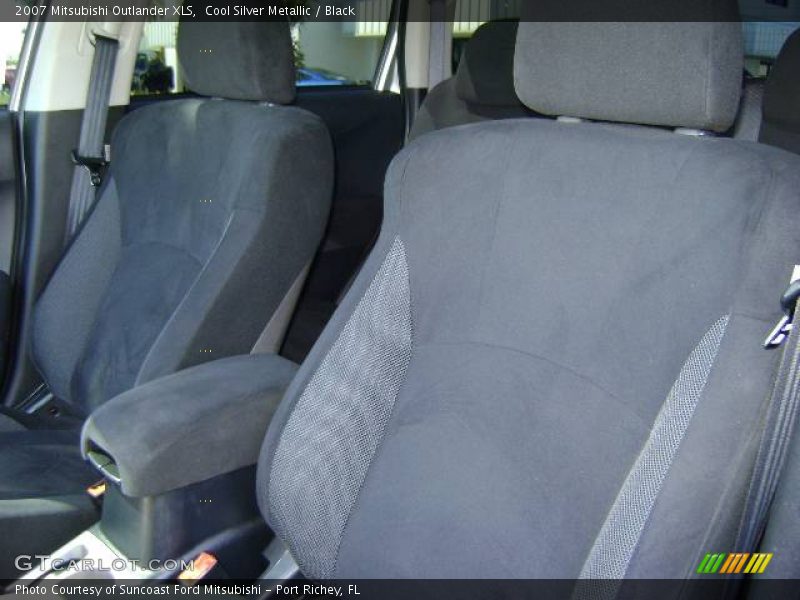 Cool Silver Metallic / Black 2007 Mitsubishi Outlander XLS