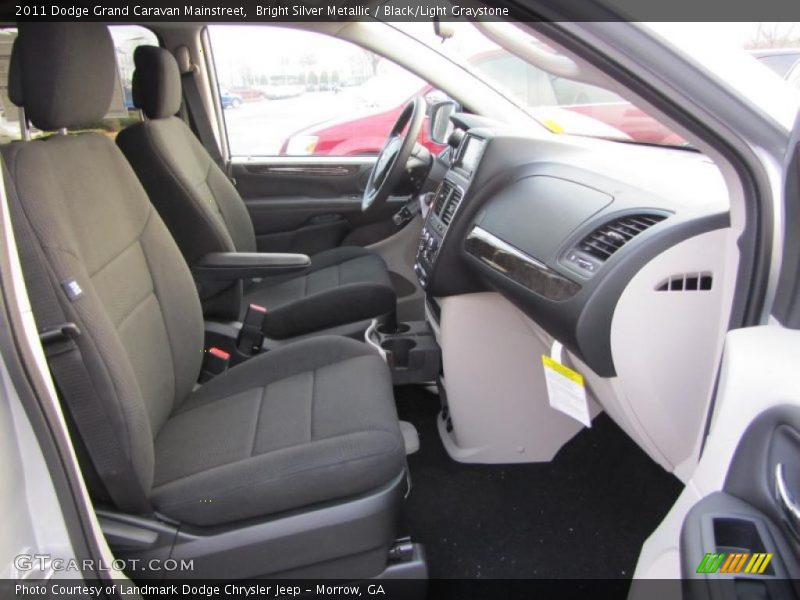 Bright Silver Metallic / Black/Light Graystone 2011 Dodge Grand Caravan Mainstreet