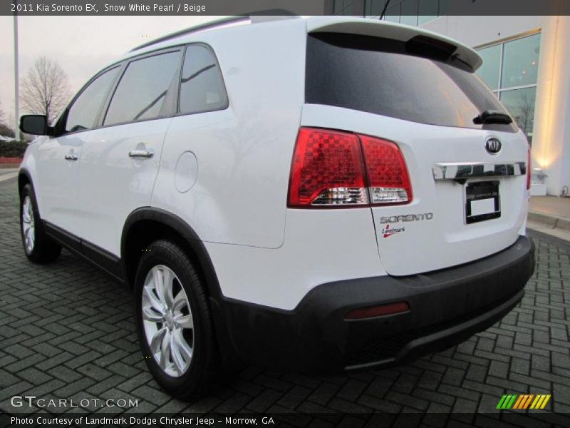 Snow White Pearl / Beige 2011 Kia Sorento EX