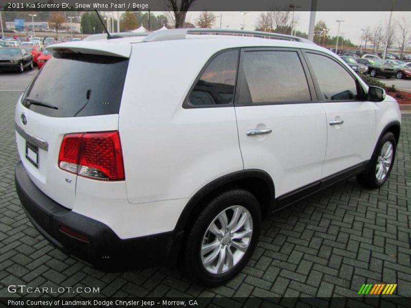 Snow White Pearl / Beige 2011 Kia Sorento EX