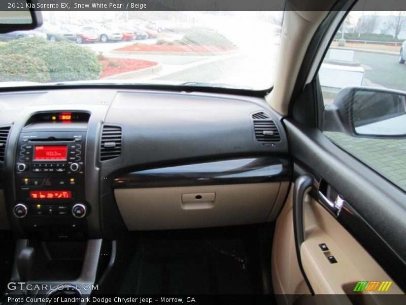 Snow White Pearl / Beige 2011 Kia Sorento EX