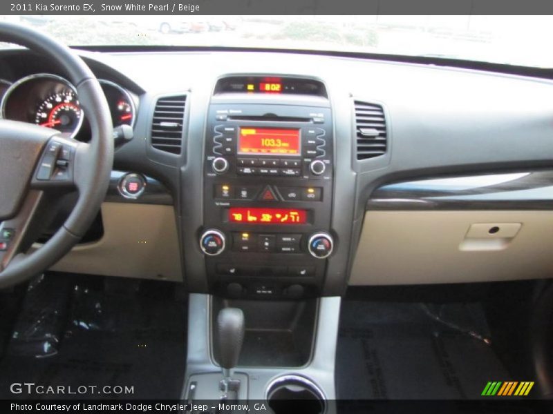 Snow White Pearl / Beige 2011 Kia Sorento EX