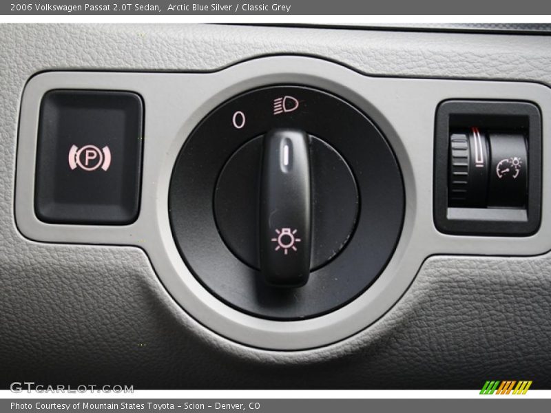 Arctic Blue Silver / Classic Grey 2006 Volkswagen Passat 2.0T Sedan