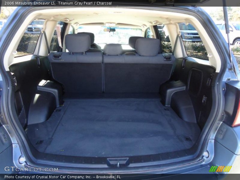  2006 Endeavor LS Trunk