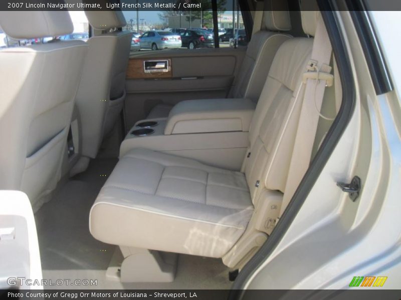 Light French Silk Metallic / Camel 2007 Lincoln Navigator Ultimate