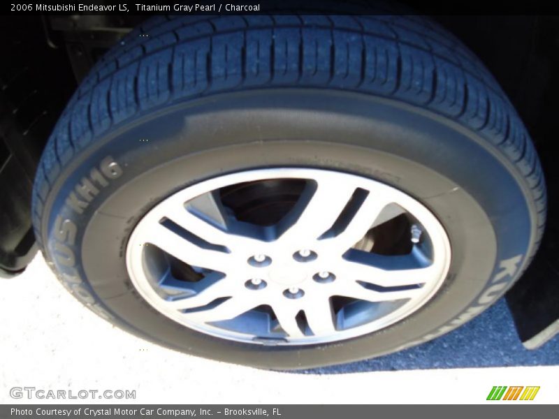 Titanium Gray Pearl / Charcoal 2006 Mitsubishi Endeavor LS