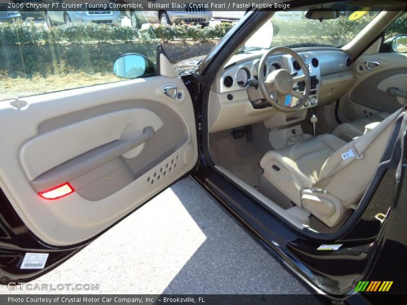 Brilliant Black Crystal Pearl / Pastel Pebble Beige 2006 Chrysler PT Cruiser Touring Convertible
