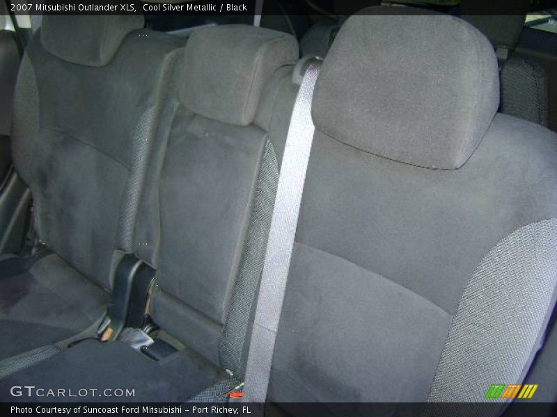 Cool Silver Metallic / Black 2007 Mitsubishi Outlander XLS