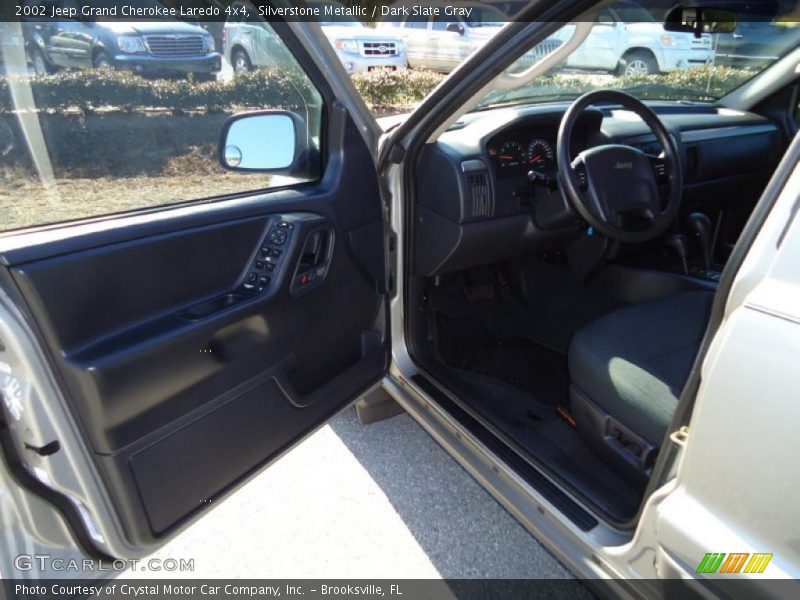Silverstone Metallic / Dark Slate Gray 2002 Jeep Grand Cherokee Laredo 4x4