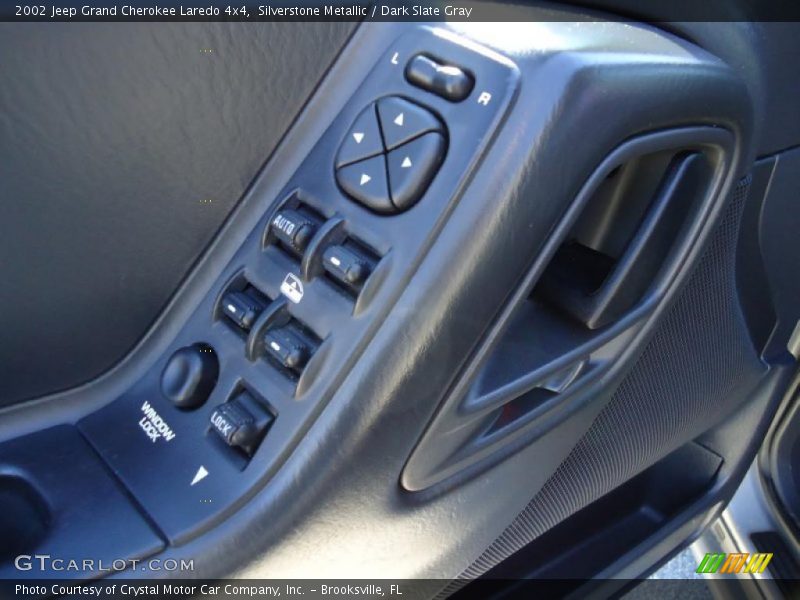 Silverstone Metallic / Dark Slate Gray 2002 Jeep Grand Cherokee Laredo 4x4