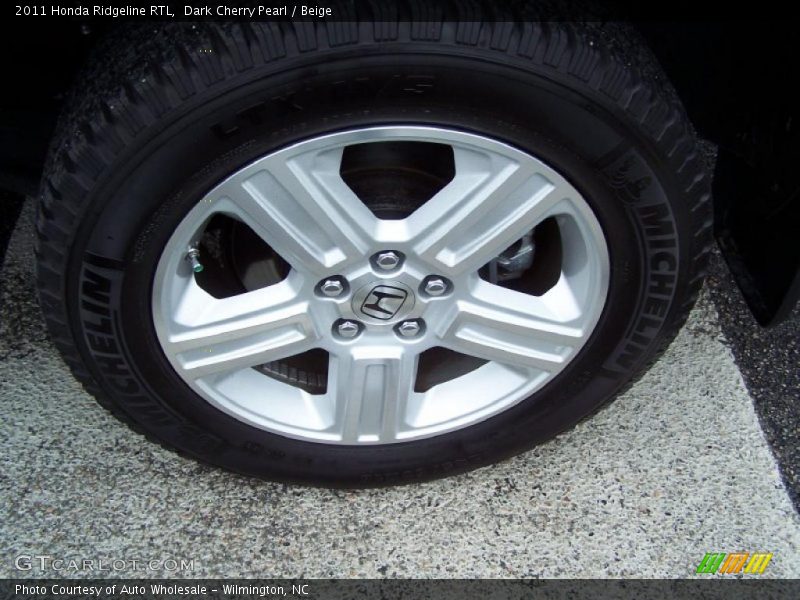 Dark Cherry Pearl / Beige 2011 Honda Ridgeline RTL