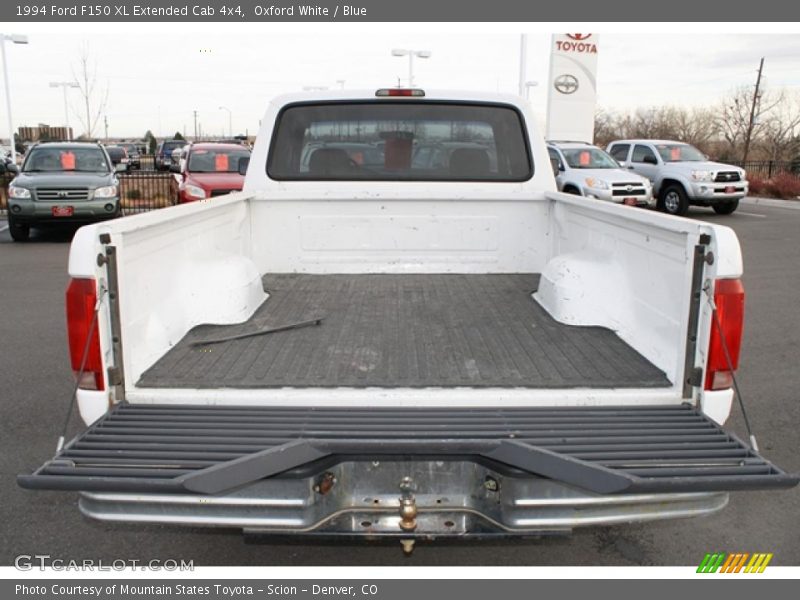 Oxford White / Blue 1994 Ford F150 XL Extended Cab 4x4