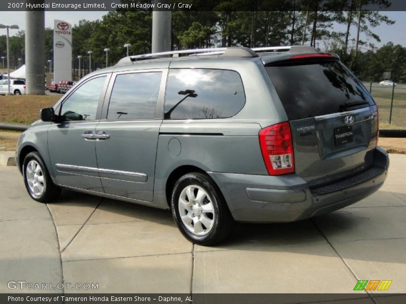 Green Meadow Gray / Gray 2007 Hyundai Entourage Limited