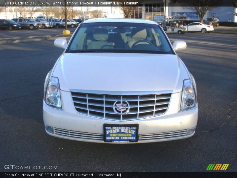 White Diamond Tri-coat / Titanium/Dark Titanium 2010 Cadillac DTS Luxury