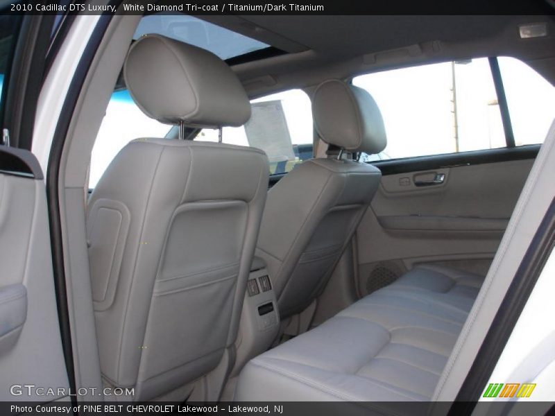 White Diamond Tri-coat / Titanium/Dark Titanium 2010 Cadillac DTS Luxury